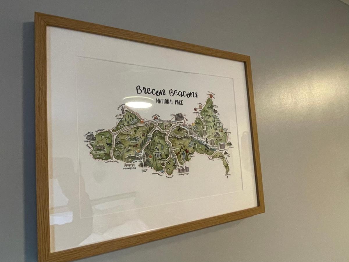 Westend Holiday Let 4 Brecon Bagian luar foto